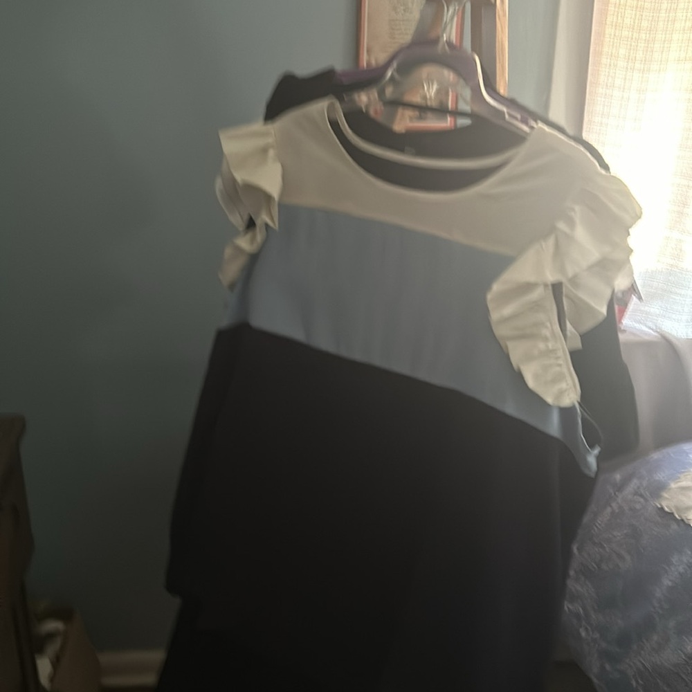 Blouse - Picture 2 of 2